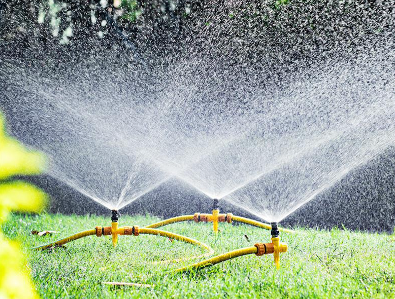 Розбризкувач садовий обертовий на 360 Lawn Water Sprinkler Комплект